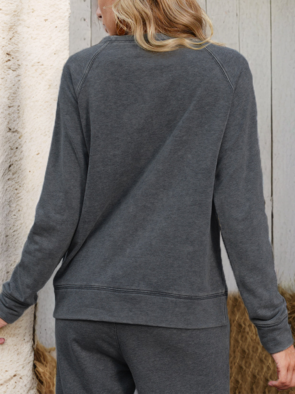 Shiny Round Neck Long Sleeve Sweatshirt