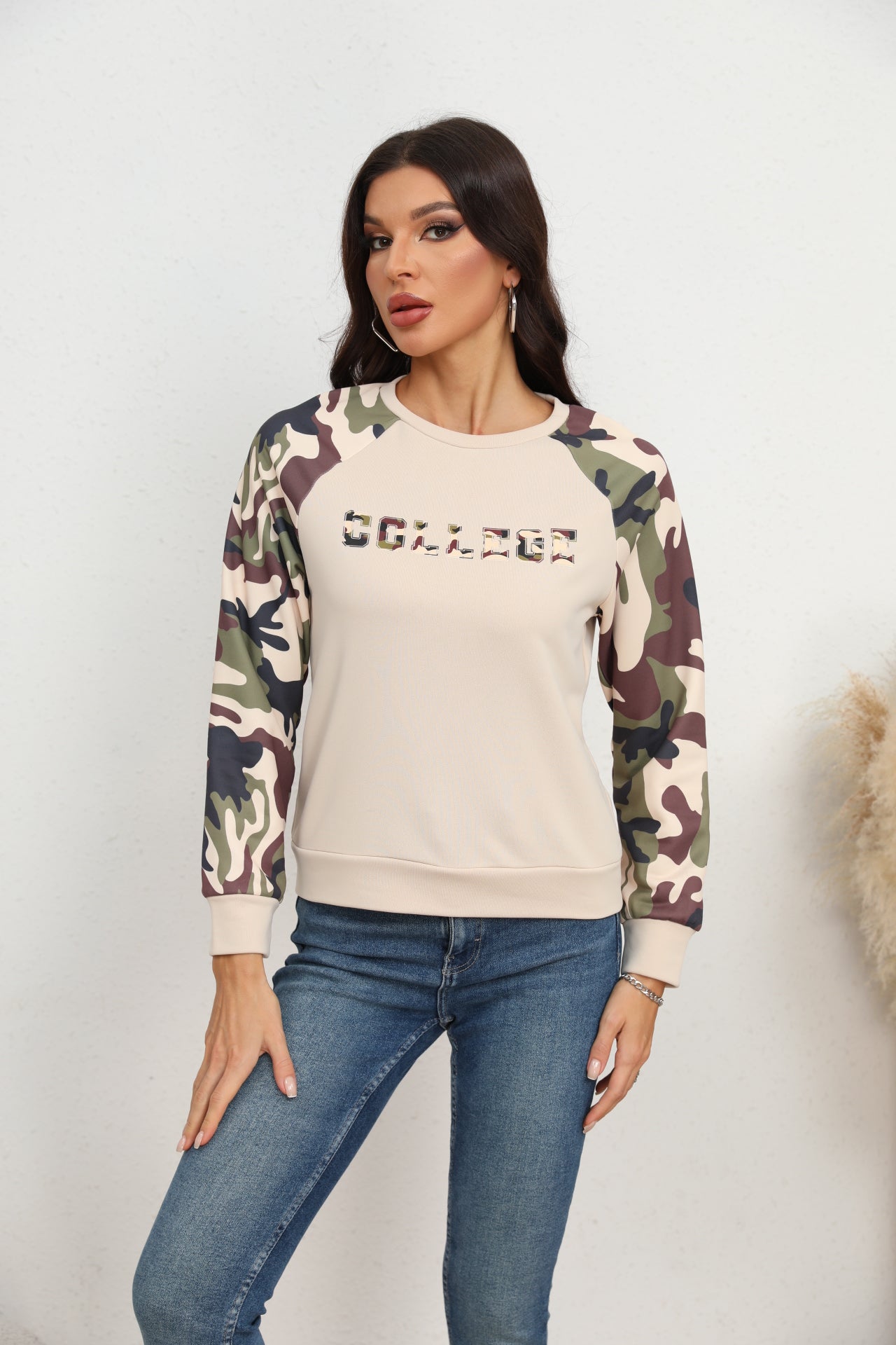 Camouflage Raglan Sleeve Sweatshirt