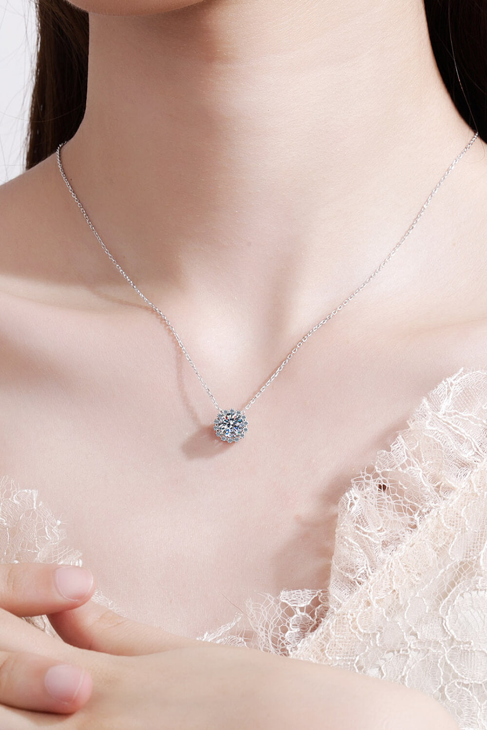 Flower-Shaped Moissanite Pendant Necklace