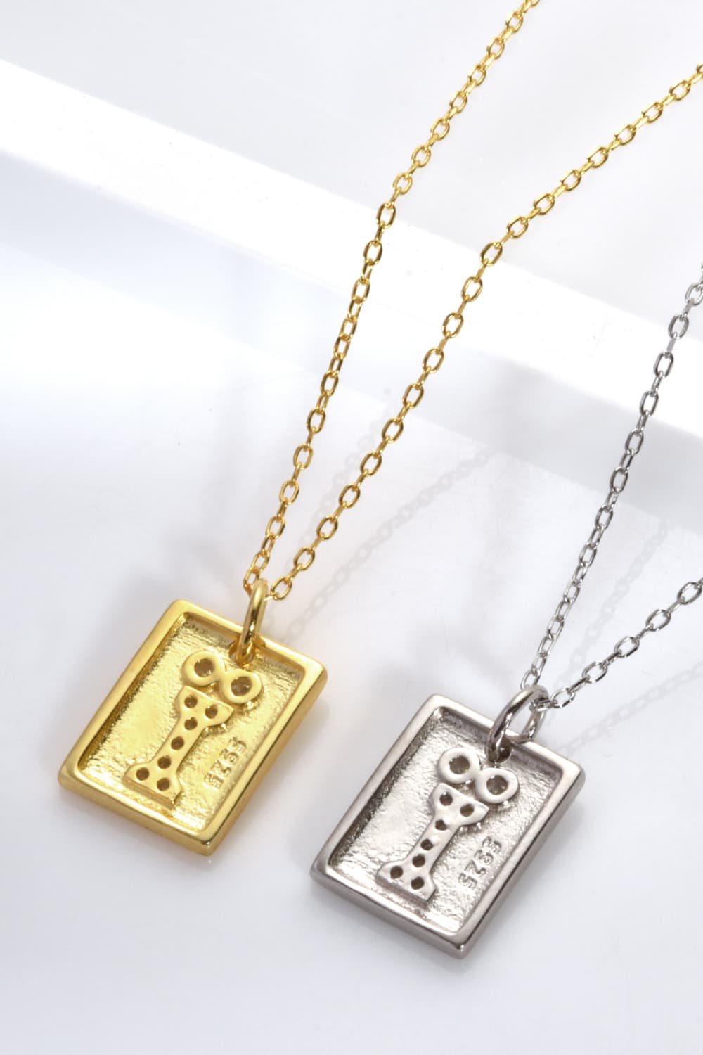 Inlaid Zircon Rectangle Pendant Necklace