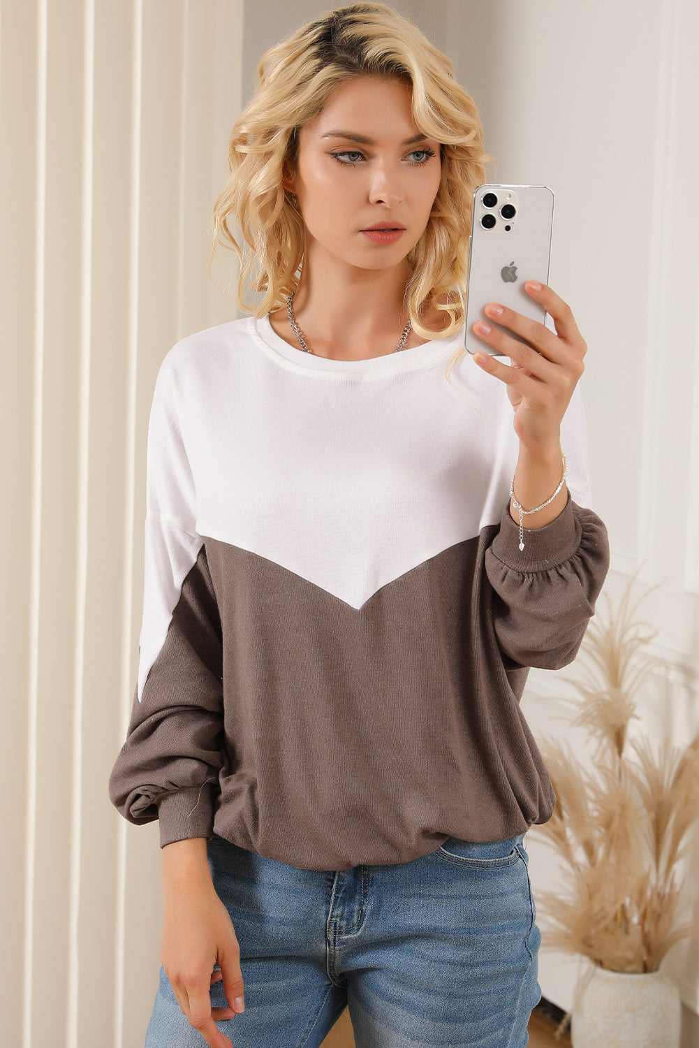 Contrast Round Neck Lantern Sleeve Sweatshirt