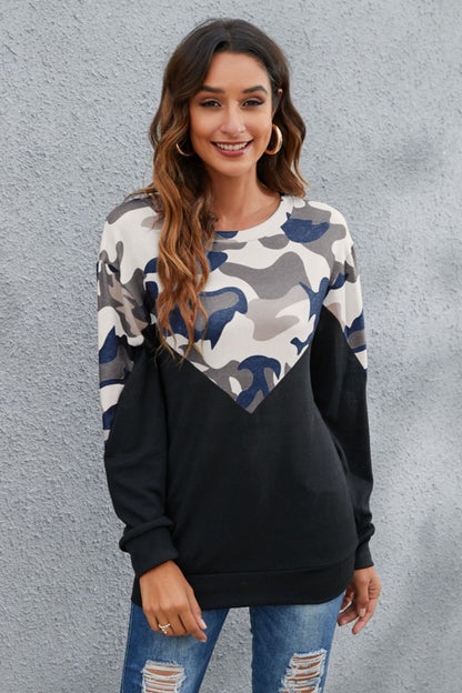 Camouflage Round Neck Long Sleeve Sweatshirt